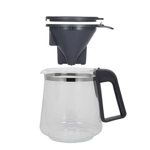 Stylish glass carafe is easy-to-use.