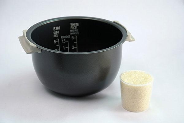 
              <i>Bibimbap</i> (Korean Rice Bowl) Step 1
      	
