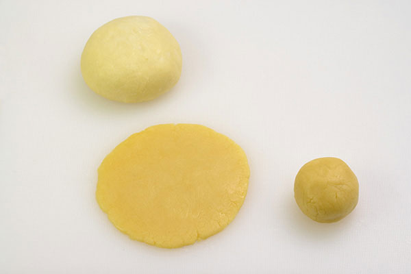 
              <i>Melon-Pan</i> Step 7
      	