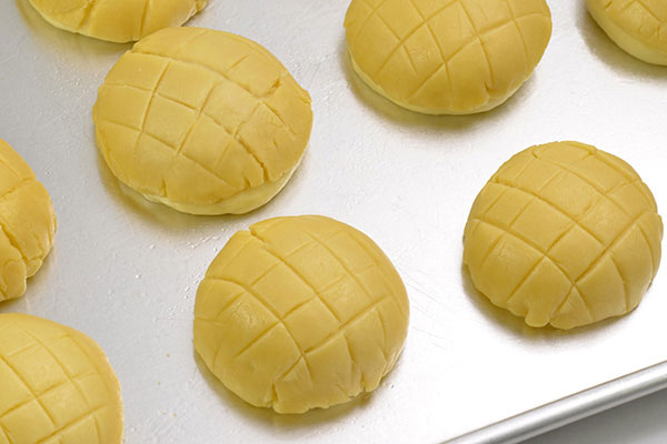 
              <i>Melon-Pan</i> Step 10
      	