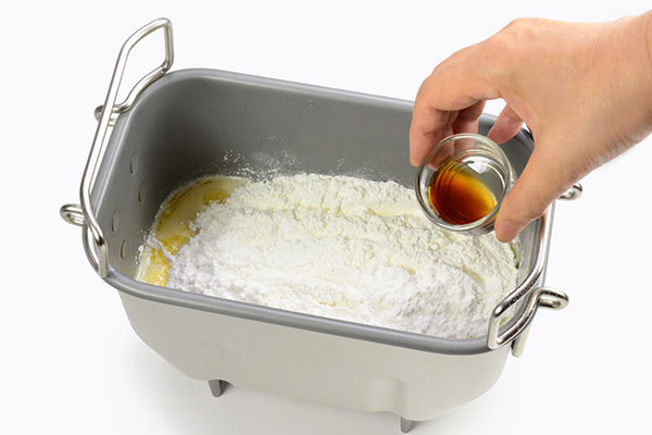 
              Butter Mochi Step 1
      	