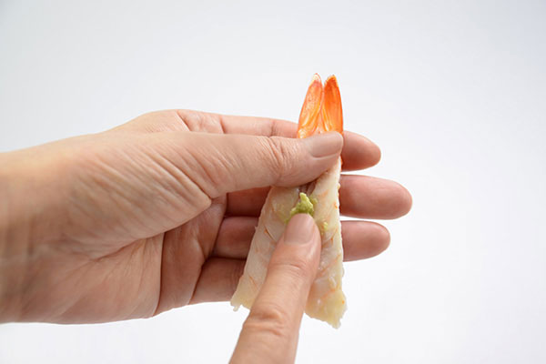 
              <i>Nigiri Sushi</i> Step 6
      	