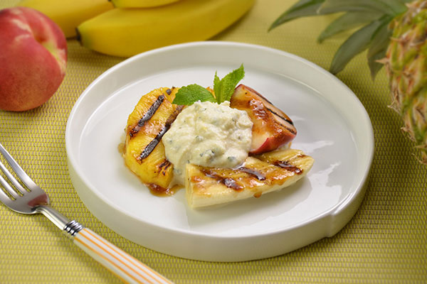 
              Grilled Fruit with Lemon Ricotta Cheese Step 8
      	