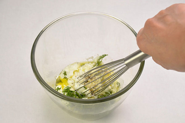 
              Salmon Burgers with <i>Tzatziki</i> Step 2
      	