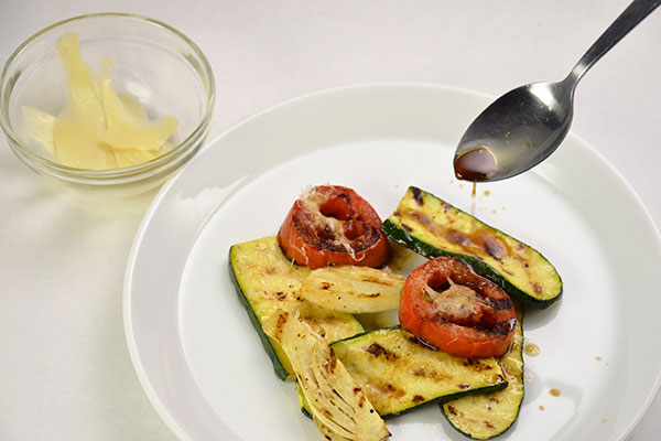 
              Grilled Vegetables with Parmesan Cheese Step 8
      	