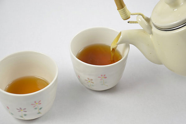 
              Japanese Roasted Tea (<i>Houjicha</i>) Step 4
      	