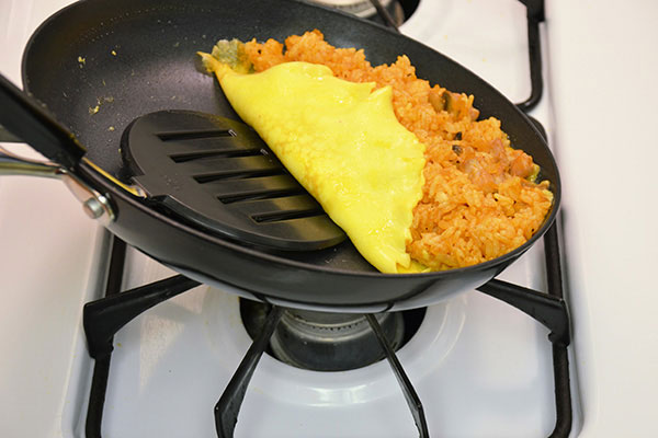 
              Rice Omelet (Japanese <i>Omu-Rice</i>) Step 9
      	