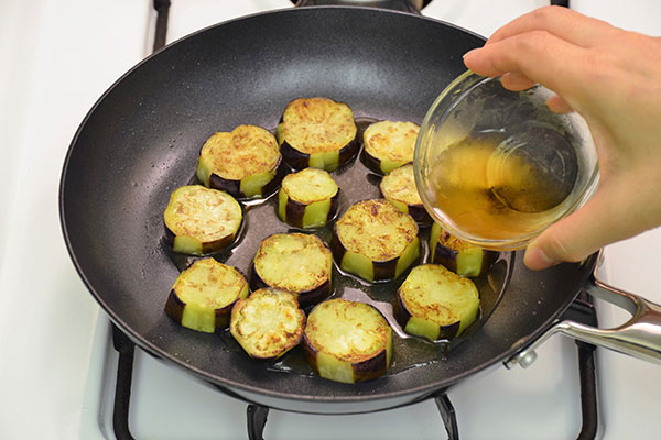 
              Eggplant with <i>Miso</i> Sauce Step 5
      	