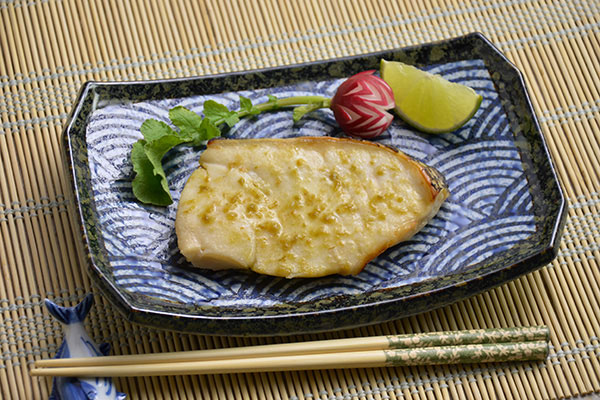 
              Baked Sea Bass with <i>Yuzu</i> Pepper Step 7
      	