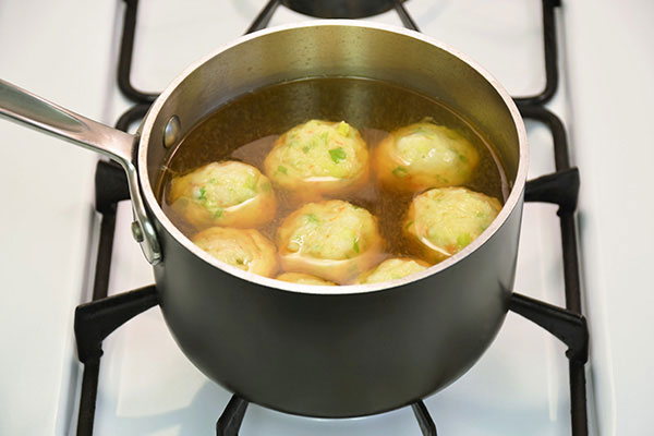 
              Shrimp Ball Broth Step 5
      	