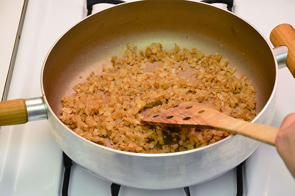 
              Wild Rice and Chicken Liver <i>Crostini</i> Step 3
      	