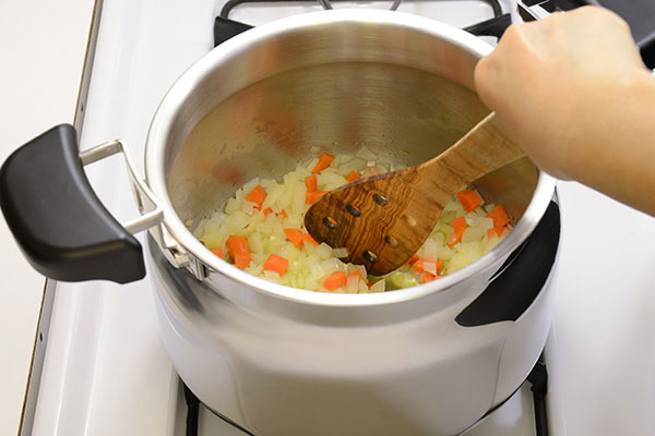 
              Vegetable Lentil Soup Step 1
      	
