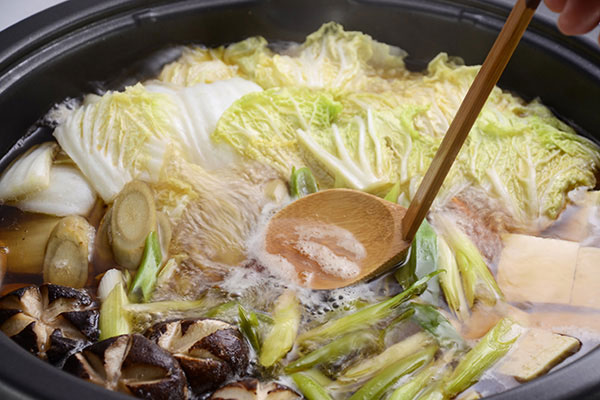 
              <i>Chanko-Nabe</i> Step 4
      	