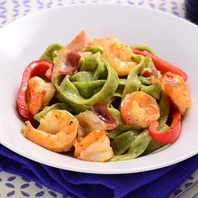 Zojirushi Recipe – Spinach Fettuccine with Bacon and Shrimp