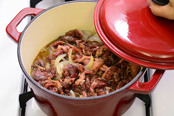 
              <i>Gyu-Don</i> (Beef Bowl) Step 3
      	