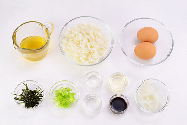 
            	<i>Tamago-Donburi</i> (Egg Bowl)  Ingredients
      	