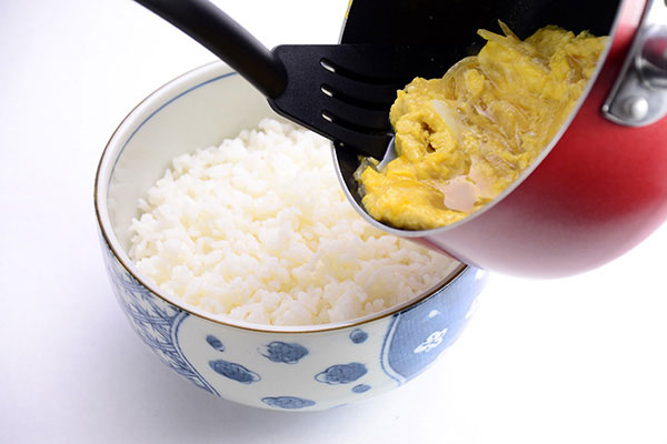 
              <i>Tamago-Donburi</i> (Egg Bowl) Step 4
      	