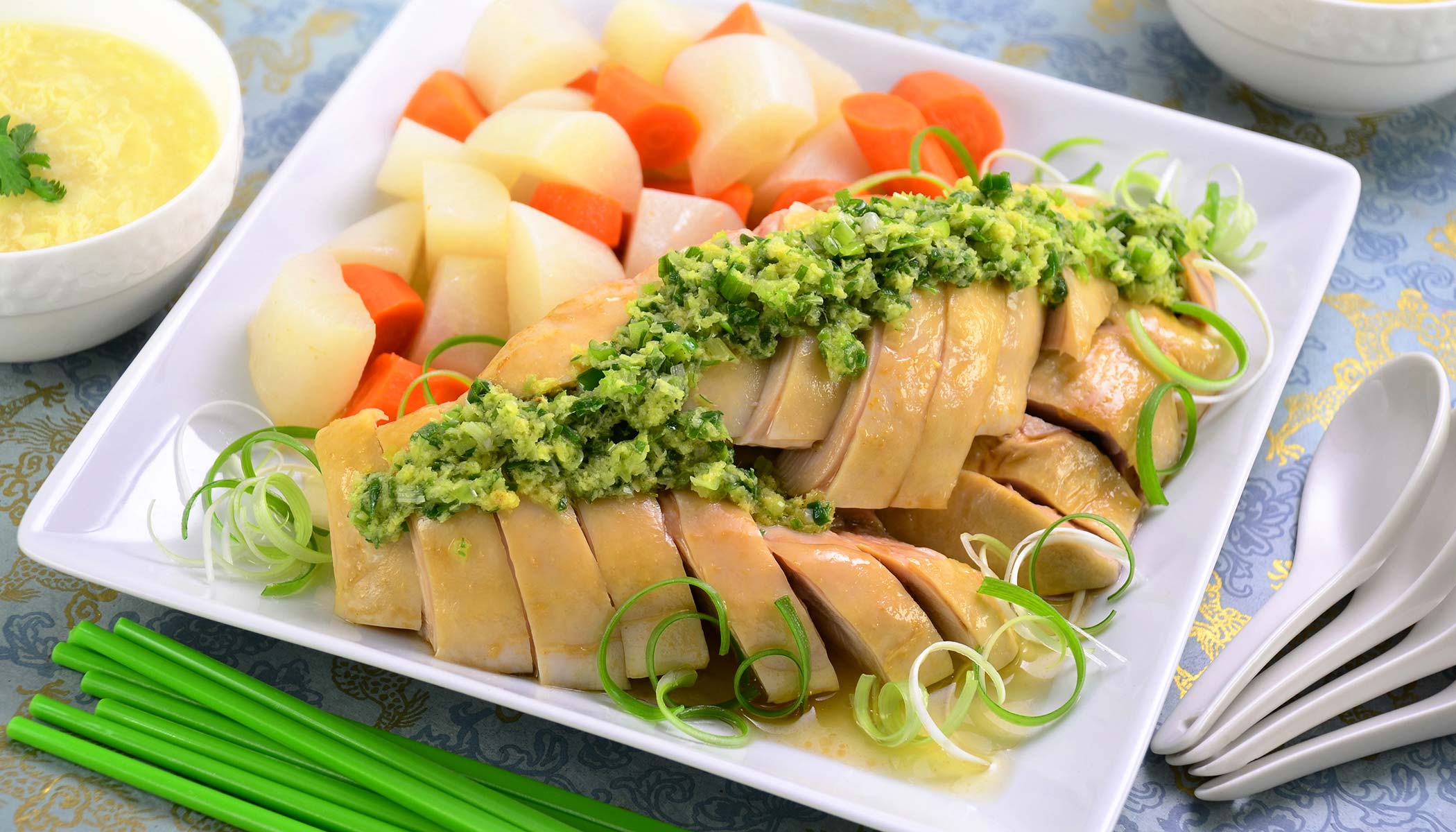 Zojirushi Recipe – <i>Bai Qie Ji</i> (Poached Chicken served with Green Onion Sauce)