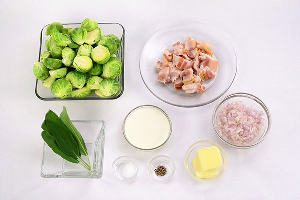 
            	<i>Choux de Bruxelles au Bacon et à la Crème</i> (Creamed Brussels Sprouts with Bacon)  Ingredients
      	