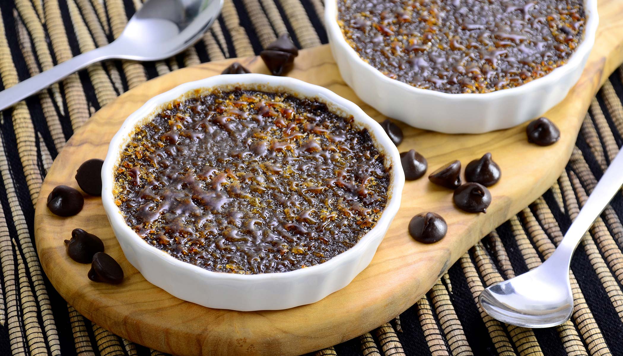 Zojirushi Recipe – <i>Crème Brûlée au Chocolat</i> (Chocolate Creme Brulée)