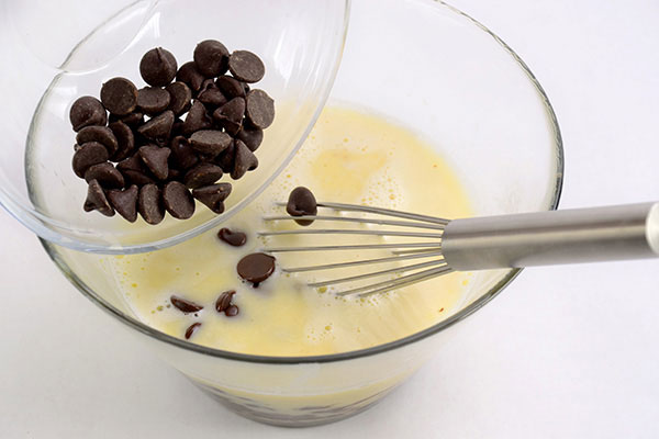 
              <i>Crème Brûlée au Chocolat</i> (Chocolate Creme Brulée) Step 3
      	