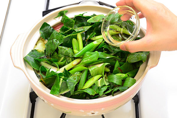 
              Vegetable Brown Rice <i>Zosui</i> (Japanese Rice Soup) Step 3
      	