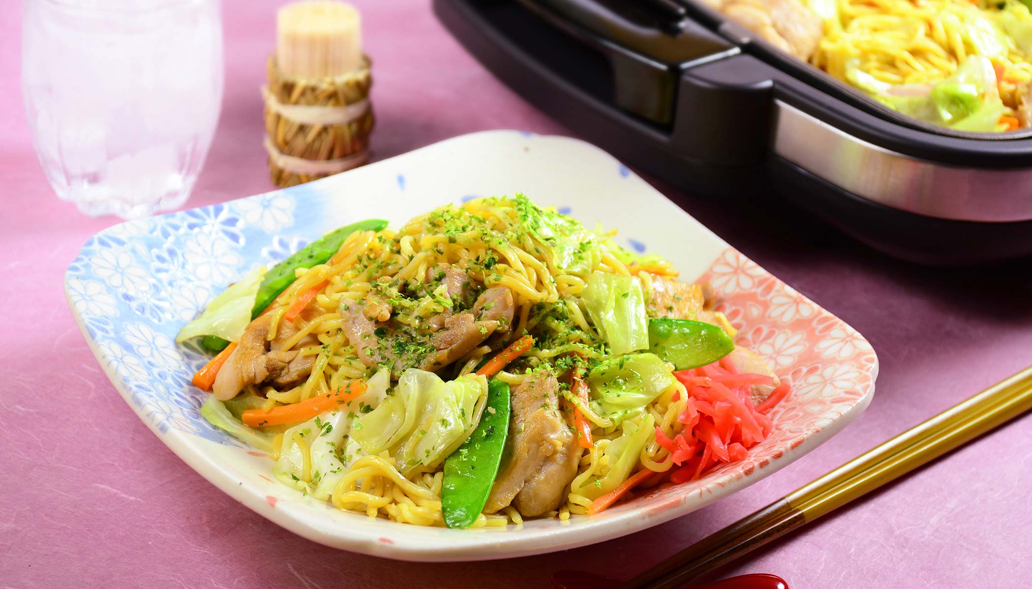 Zojirushi Recipe – Chicken <i>Yakisoba</i> with Vegetables