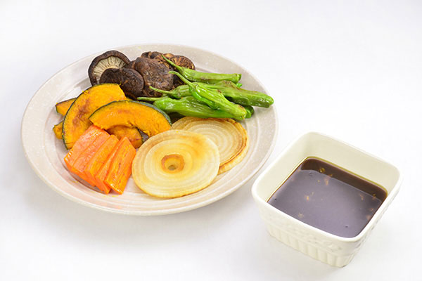 
              Grilled Vegetables with Balsamic Vinegar Sauce Step 5
      	