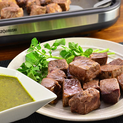 Zojirushi Recipe – Diced Steak with <i>Chimichurri</i> Sauce