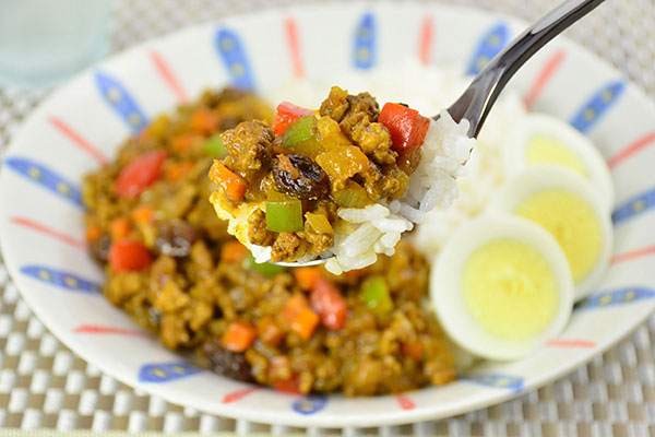 
              Japanese Dry Curry Step 6
      	