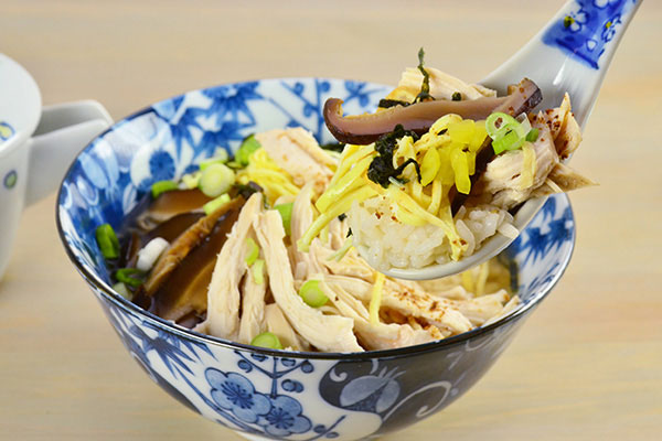 
              <i>Keihan</i> (Japanese Chicken Soup with Rice) Step 9
      	