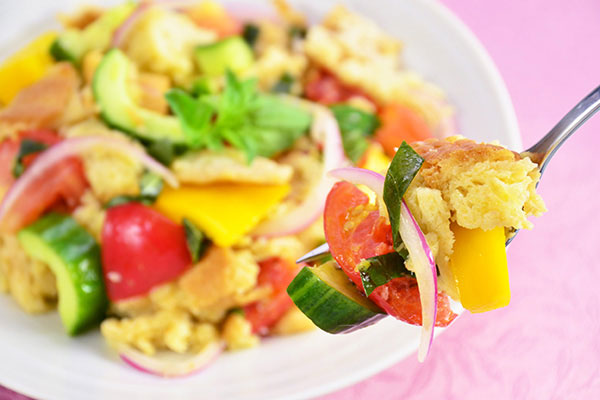 
              Summer <i>Panzanella</i> Step 6
      	