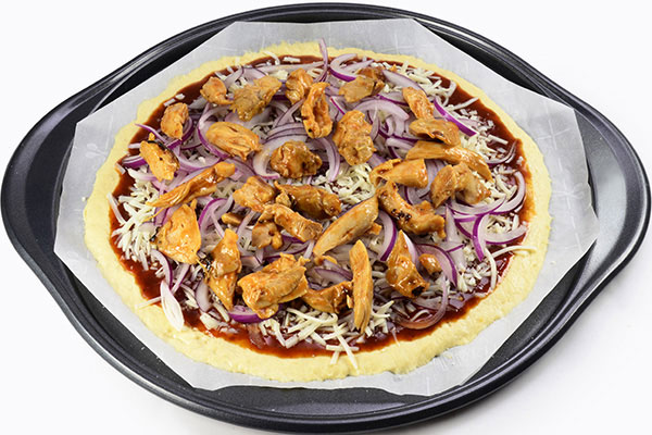 
              Pizza - BBQ Chicken (Thick Crust) Step 4
      	