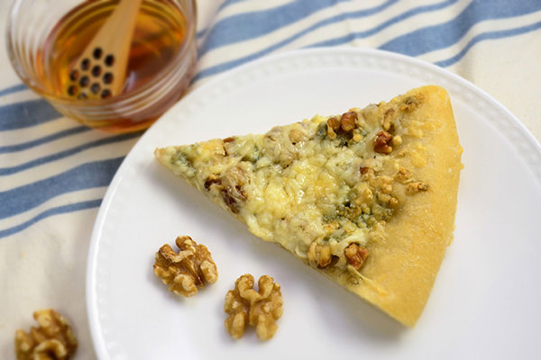 
              Pizza - Gorgonzola & Honey (Thick Crust) Step 5
      	