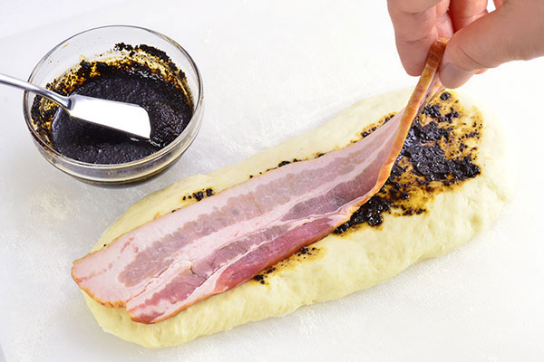 
              Bacon <i>Pain d'Epi</i> with Coffee Spread Step 4
      	