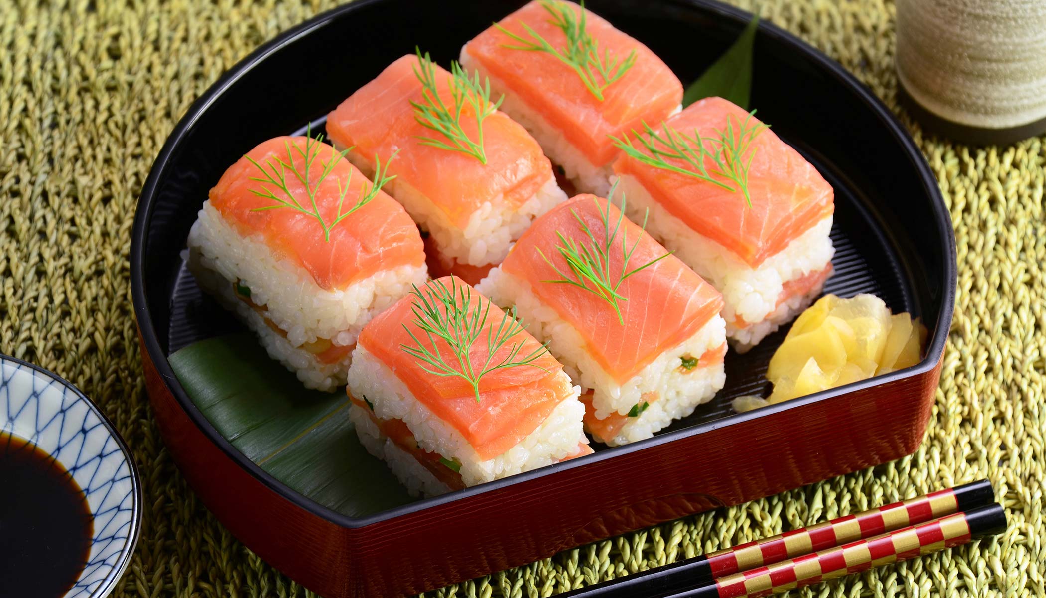 Zojirushi Recipe – Smoked Salmon <i>Sushi</i> Style