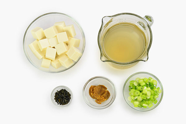 
            	Tofu <i>Misoshiru</i>  Ingredients
      	