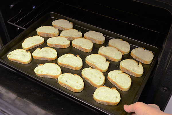 
              Crispy <i>Matcha</i> Rusk Step 2
      	