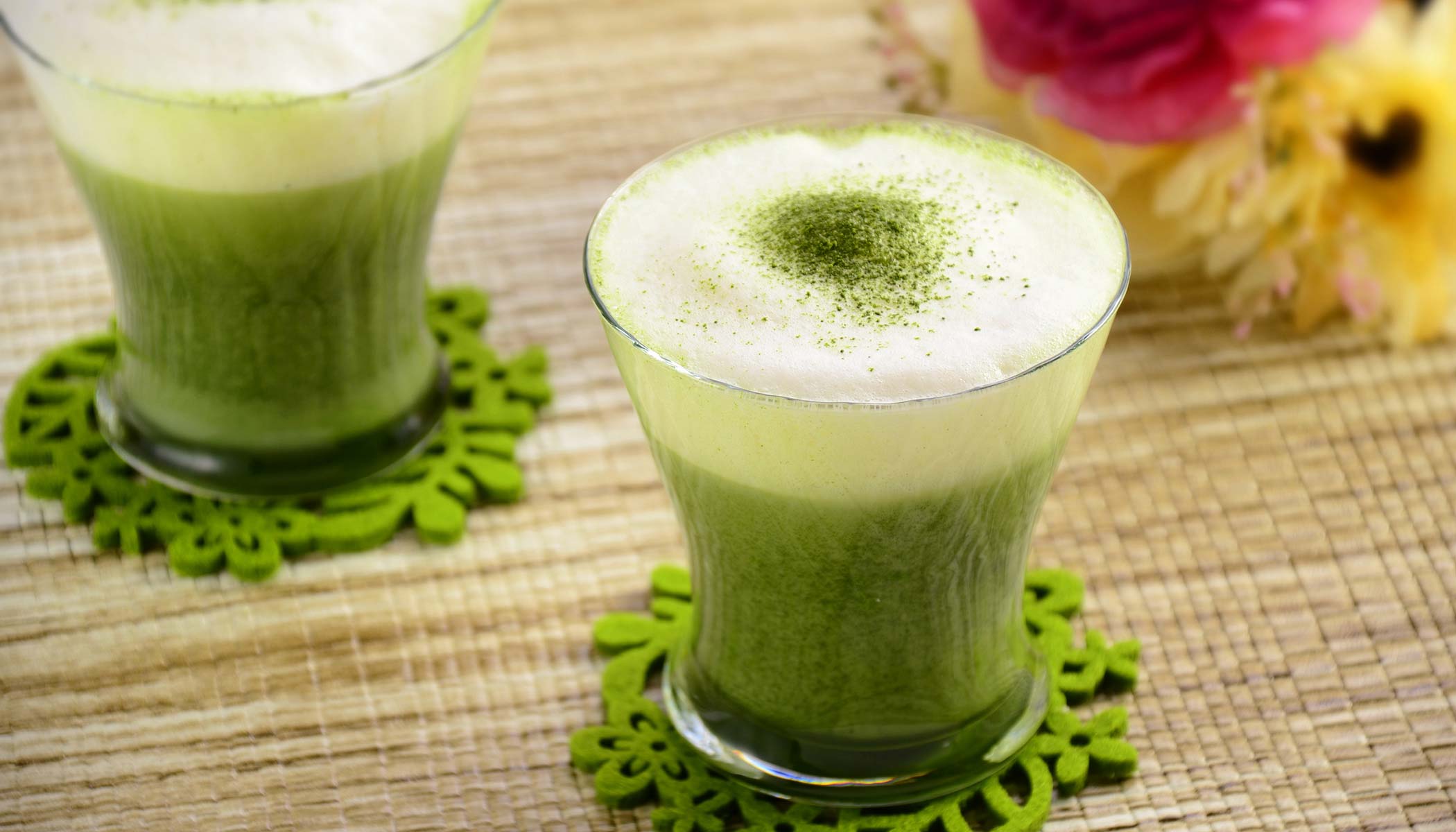 Zojirushi Recipe – Iced <i>Matcha</i> Creamy Latte