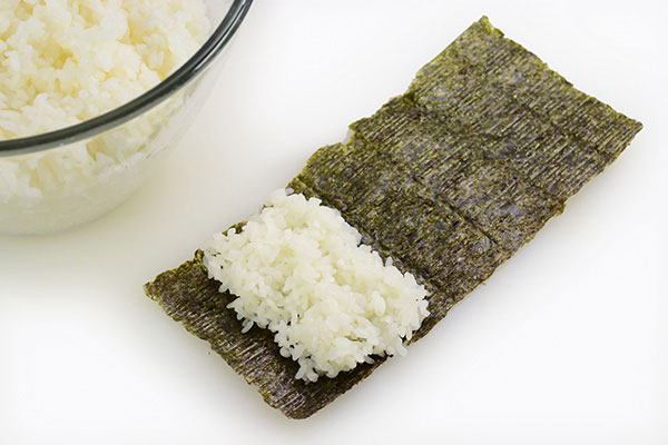 
              Spam® <i>Musubi</i> Step 8
      	