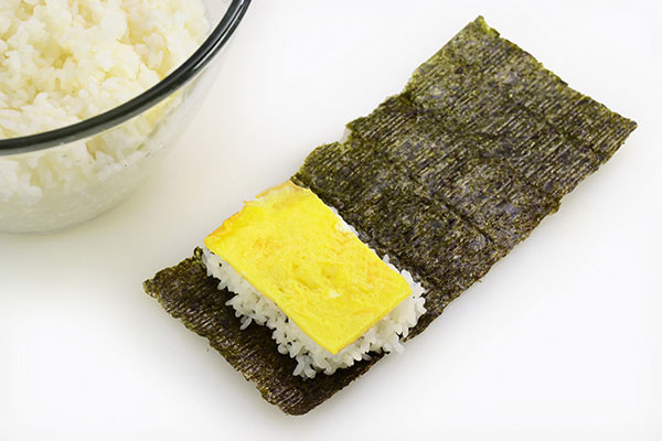 
              Spam® <i>Musubi</i> Step 9
      	