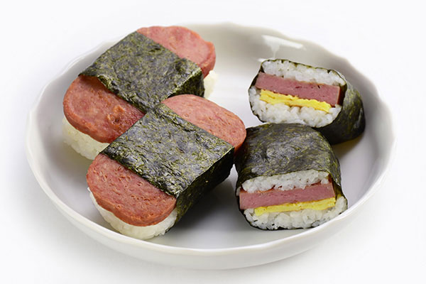 
              Spam® <i>Musubi</i> Step 16
      	