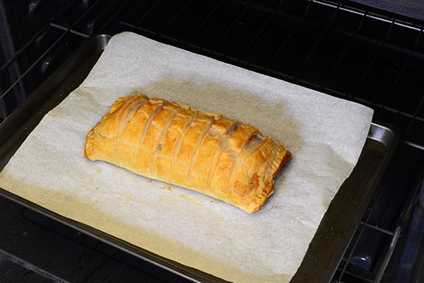 
              Broccoli Salmon Crescent Pocket Step 13
      	