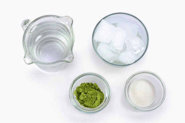 
            	Shake It and Take It <i>Matcha</i>  Ingredients
      	