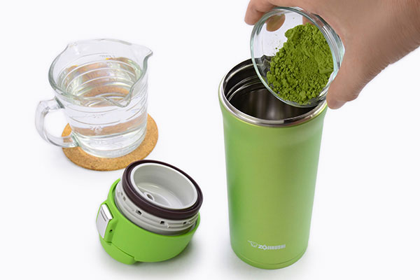 
              Shake It and Take It <i>Matcha</i> Step 1
      	