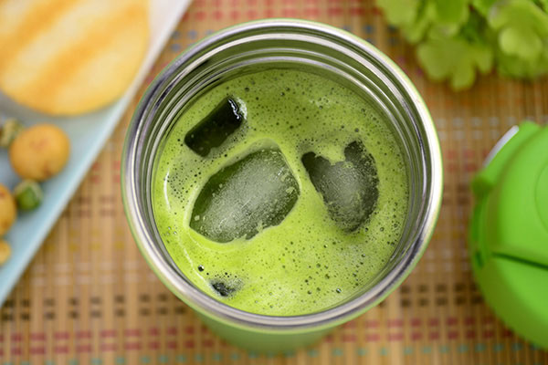 
              Shake It and Take It <i>Matcha</i> Step 5
      	