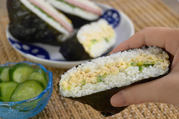 
              <i>Onigirazu</i> Rice Sandwich Step 12
      	