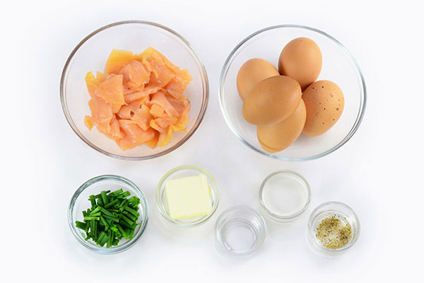 
            	Eggs and Lox Scramble  Ingredients
      	