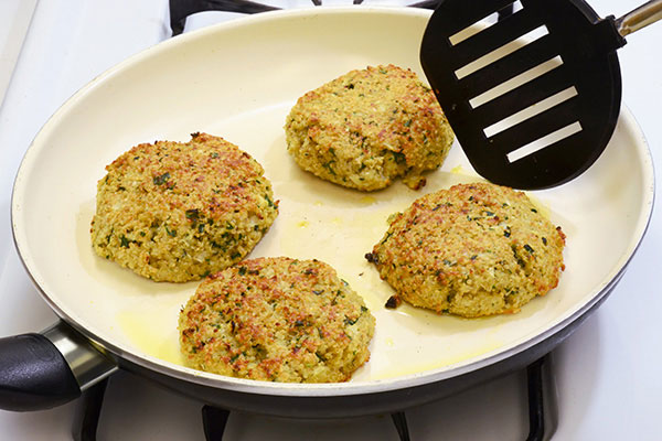 
              Quinoa Burger Deluxe Step 5
      	