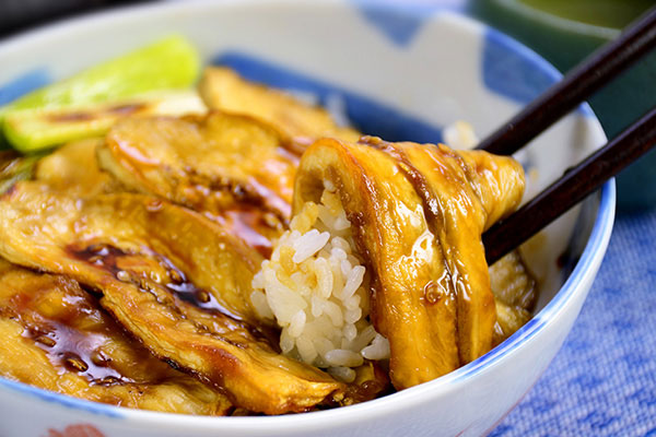 
              <i>Nasu Kabayaki</i> (Grilled Eggplant) Step 8
      	